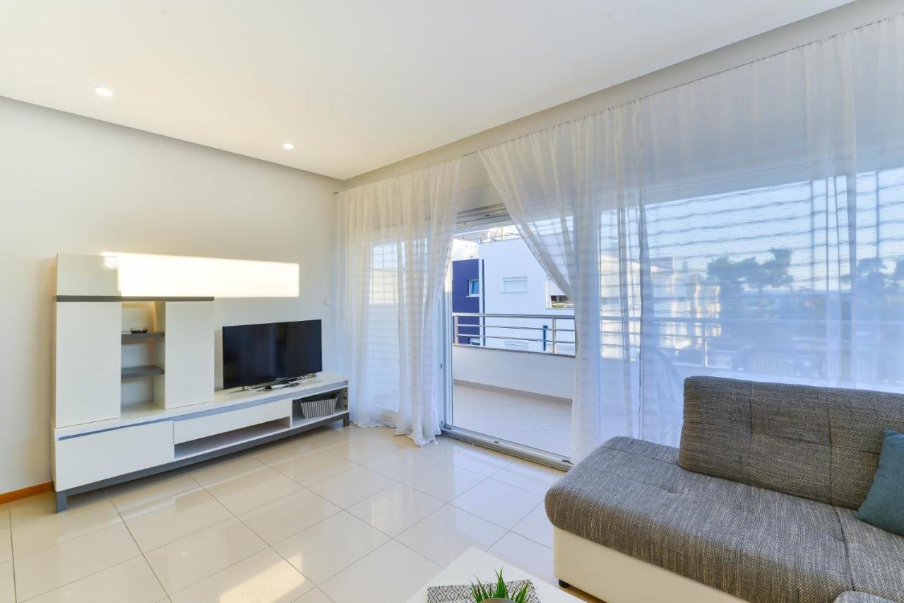 Modern Apartments Punta With Sea View- By Ta Leut Agency Privlaka  Luaran gambar